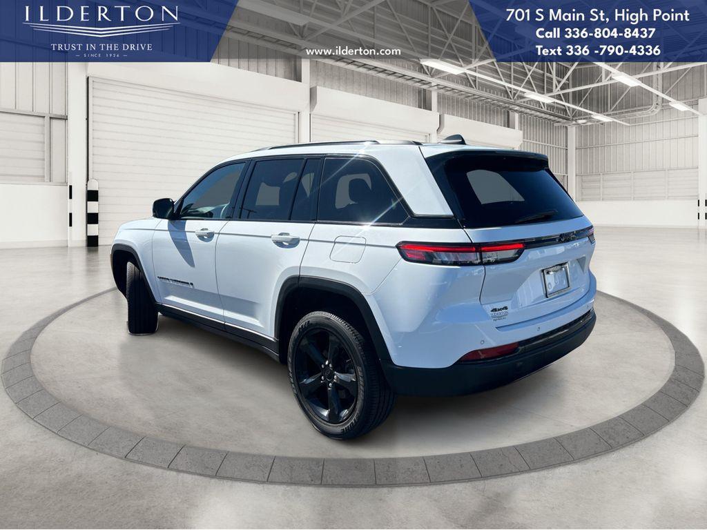 used 2023 Jeep Grand Cherokee car, priced at $28,795