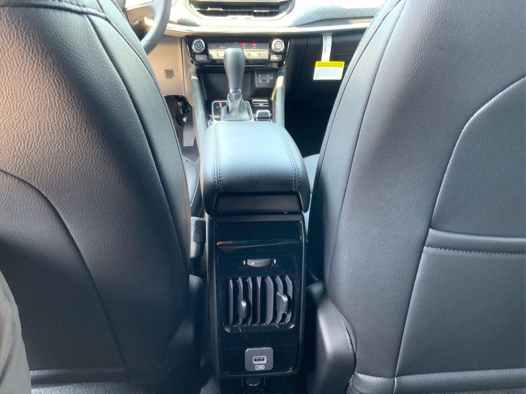 new 2025 Jeep Compass car, priced at $26,499
