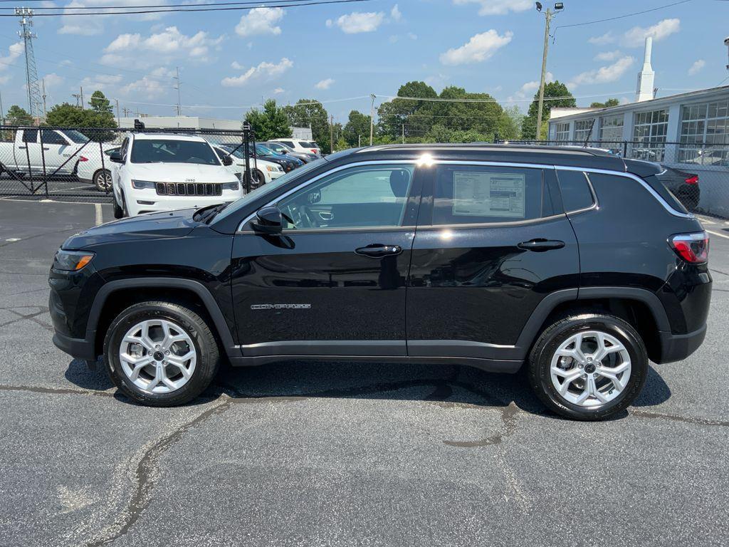 new 2025 Jeep Compass car, priced at $26,499