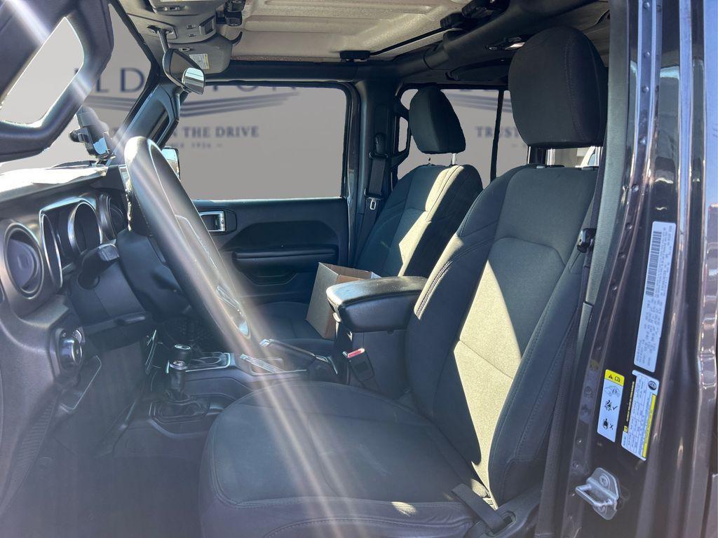 used 2018 Jeep Wrangler Unlimited car, priced at $18,995