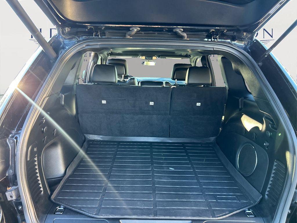 used 2021 Jeep Grand Cherokee car, priced at $18,245