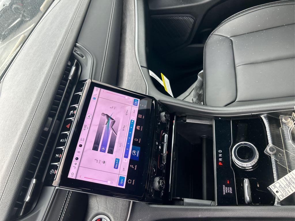 new 2025 Jeep Grand Cherokee car, priced at $40,249