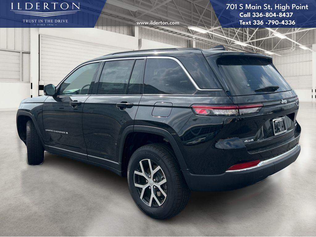 new 2025 Jeep Grand Cherokee car, priced at $40,249