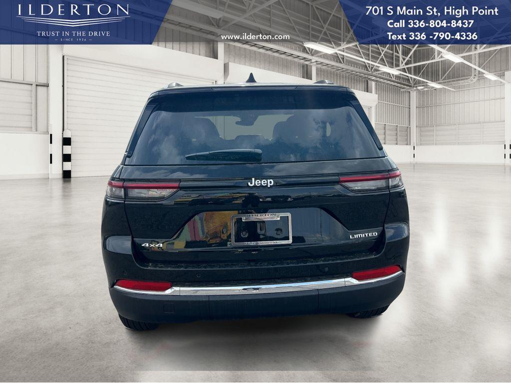 new 2025 Jeep Grand Cherokee car, priced at $40,249