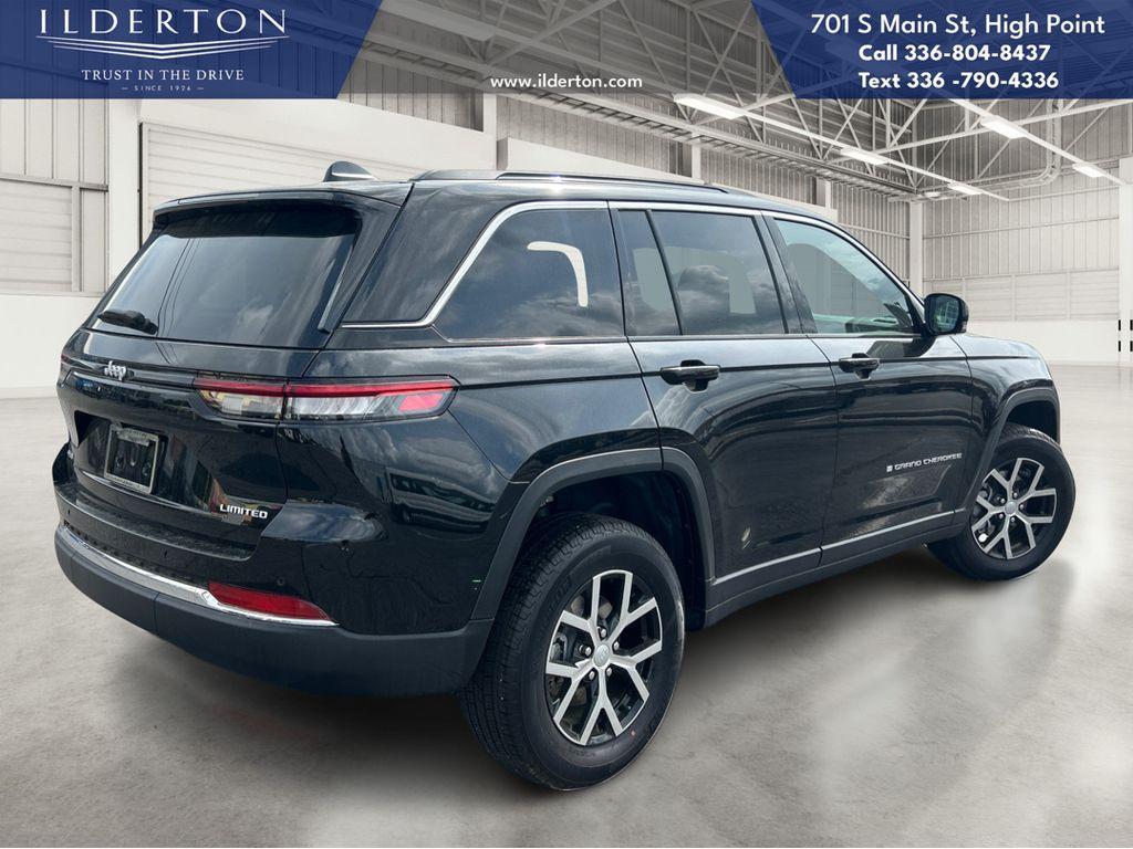 new 2025 Jeep Grand Cherokee car, priced at $40,249