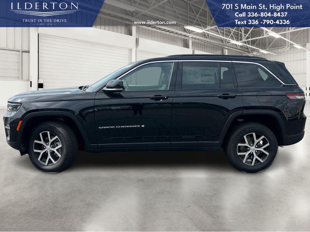 new 2025 Jeep Grand Cherokee car, priced at $40,249