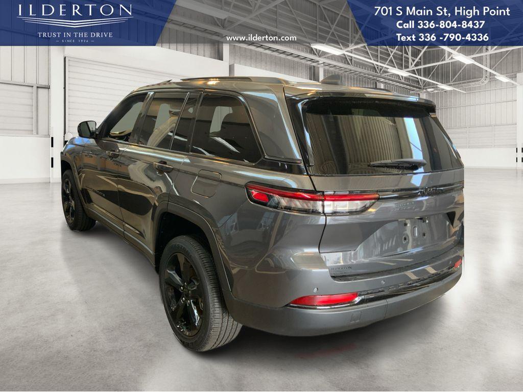 new 2025 Jeep Grand Cherokee car, priced at $36,749