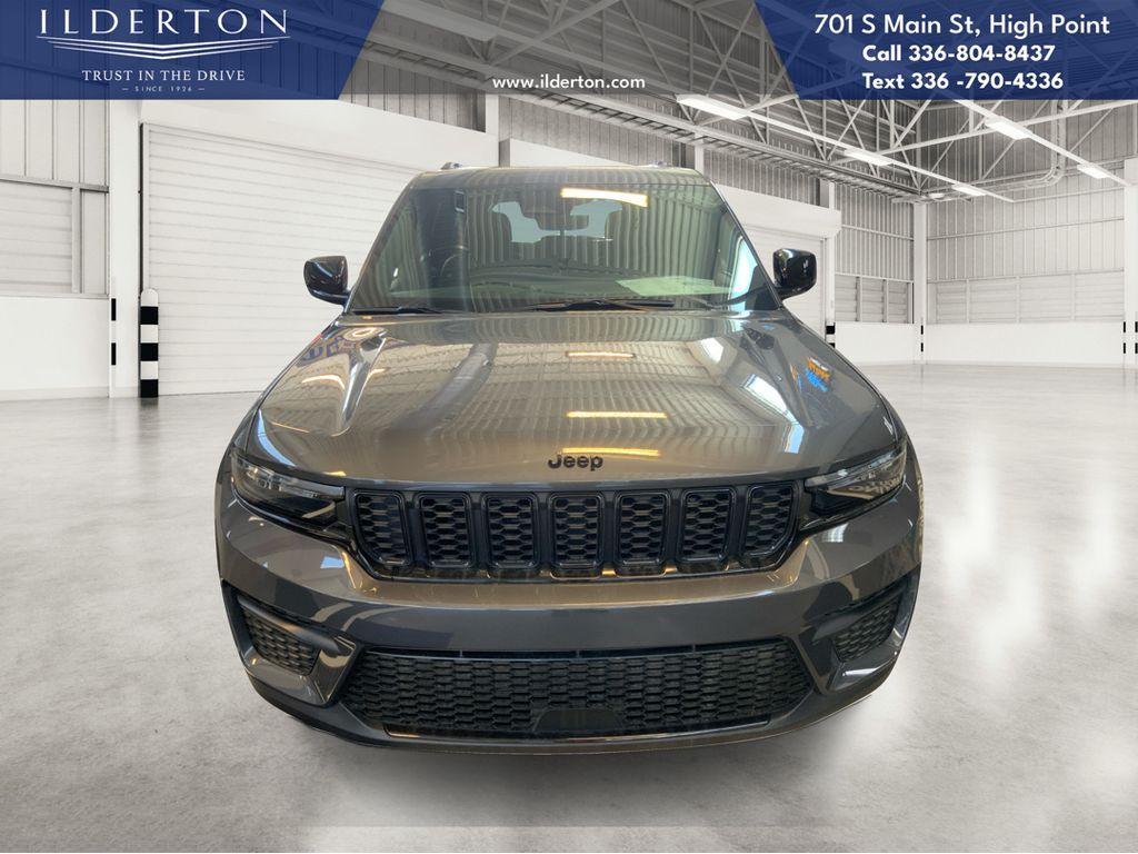 new 2025 Jeep Grand Cherokee car, priced at $36,749
