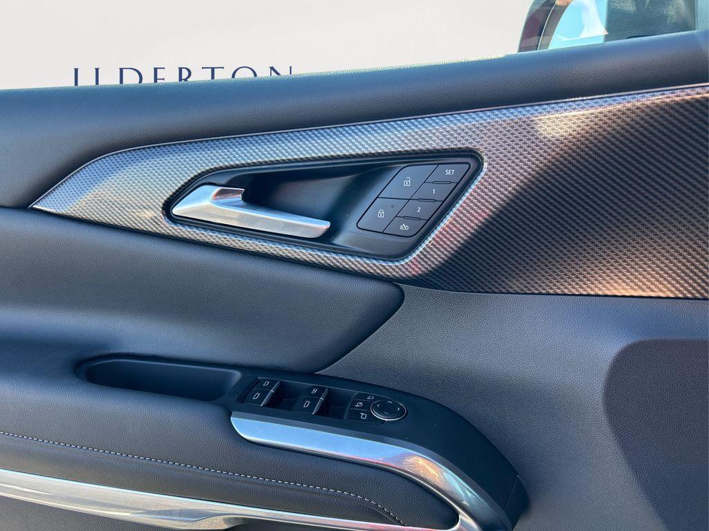 used 2025 Chevrolet Traverse car, priced at $49,221