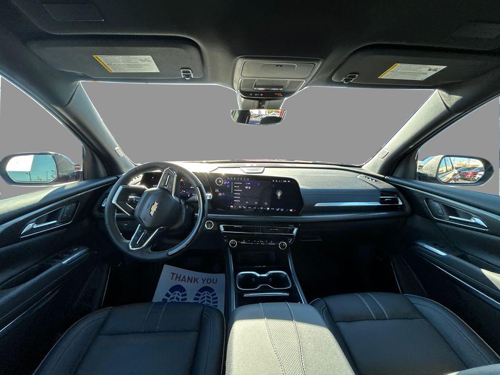 used 2025 Chevrolet Traverse car, priced at $49,221