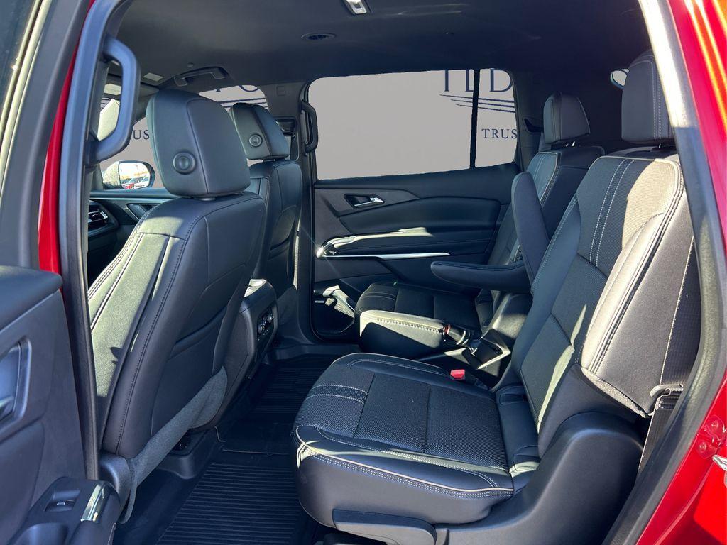 used 2025 Chevrolet Traverse car, priced at $49,221