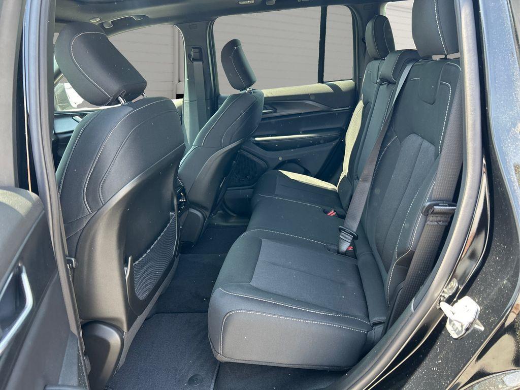 new 2025 Jeep Grand Cherokee car, priced at $35,249