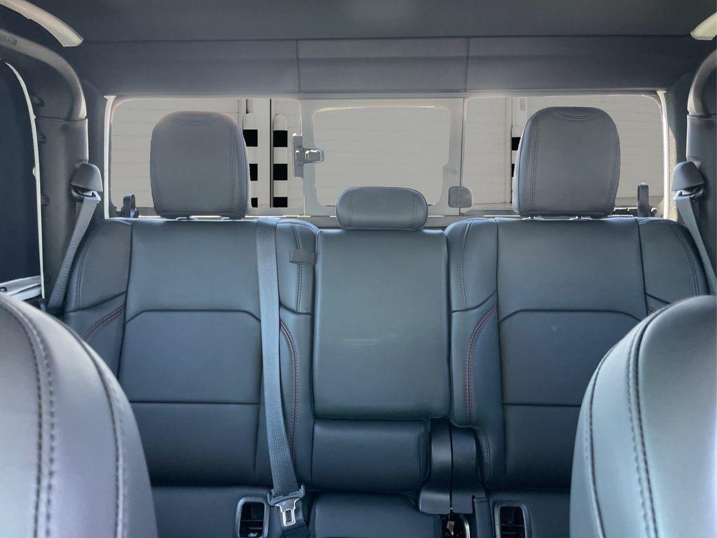 new 2025 Jeep Gladiator car