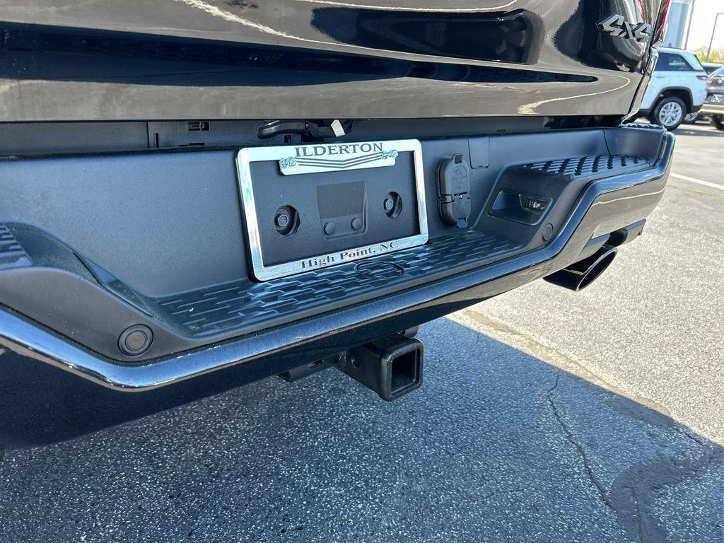 new 2025 Ram 1500 car, priced at $55,999