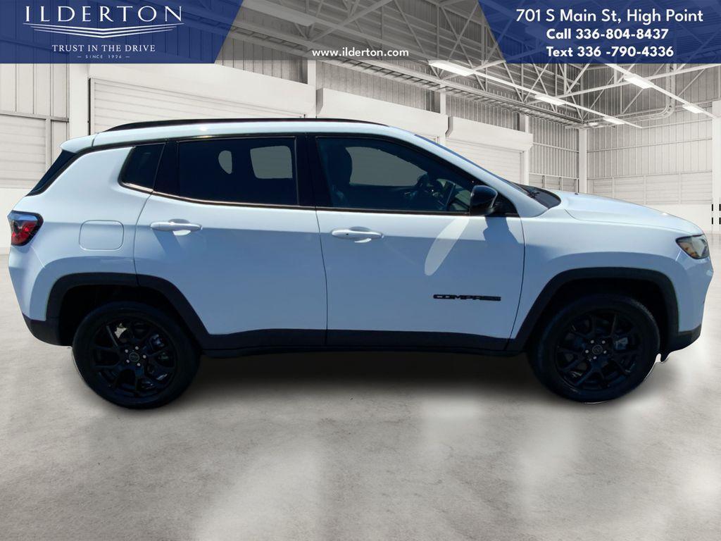 new 2025 Jeep Compass car, priced at $33,499