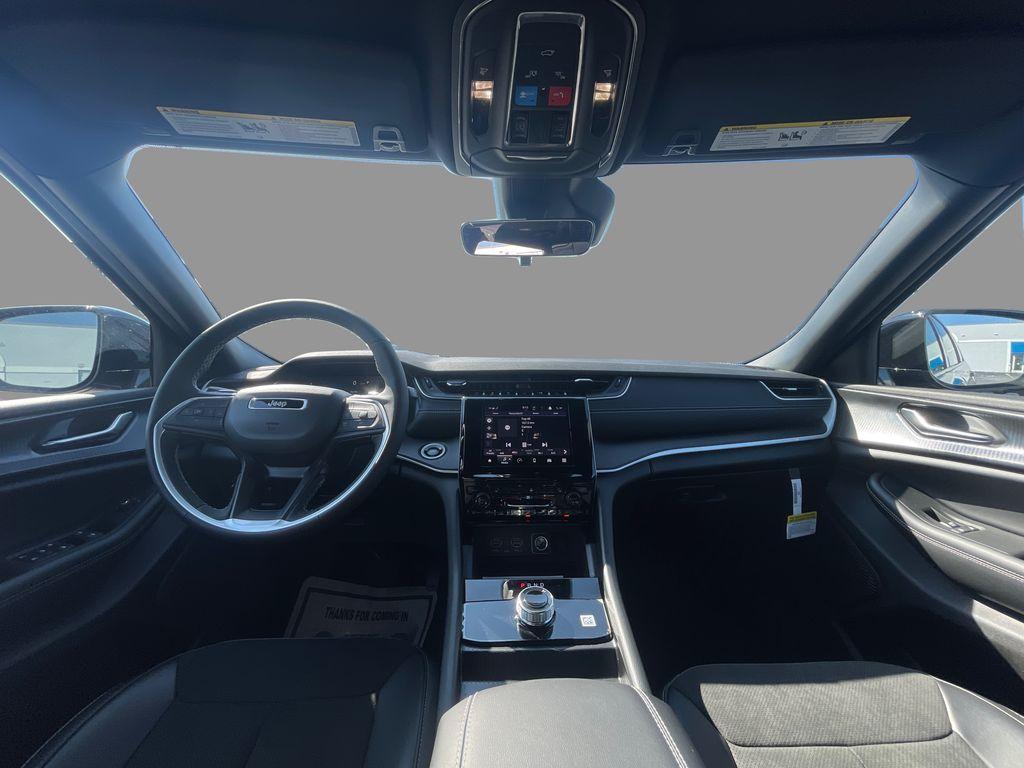 new 2025 Jeep Grand Cherokee L car, priced at $42,875