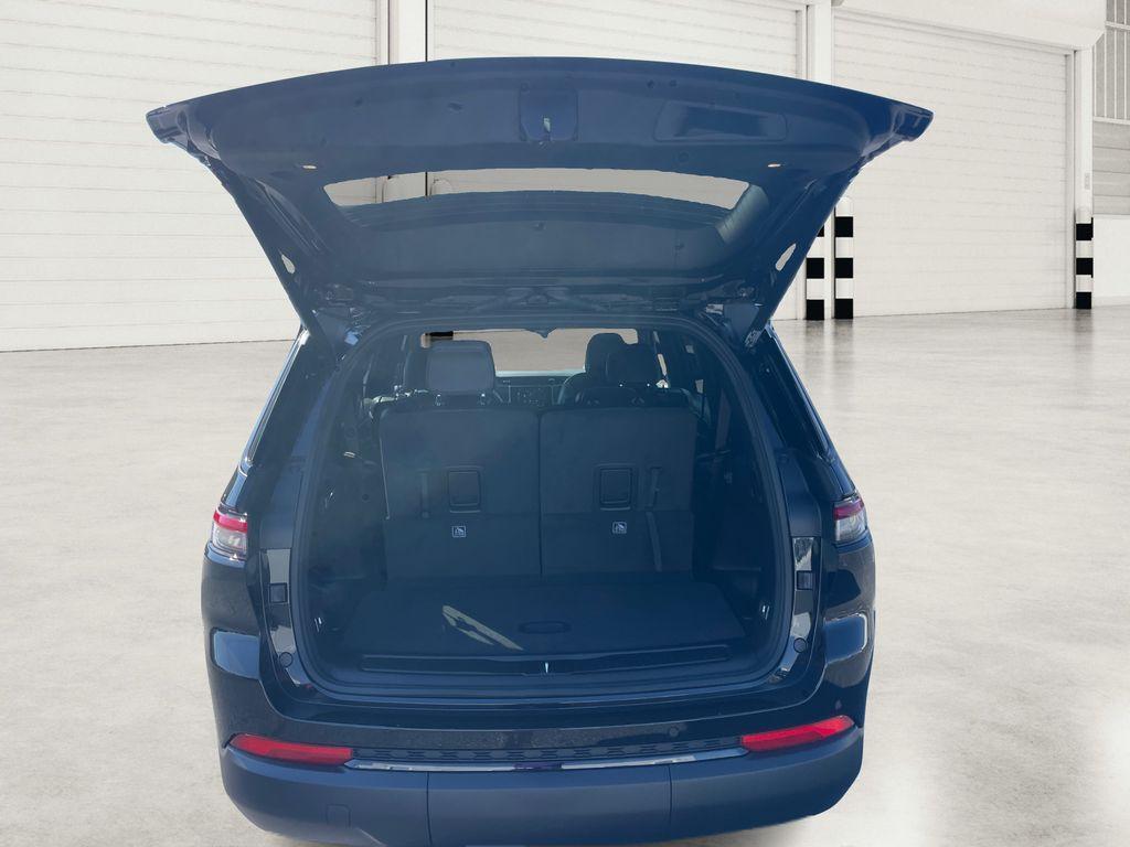 new 2025 Jeep Grand Cherokee L car, priced at $42,875