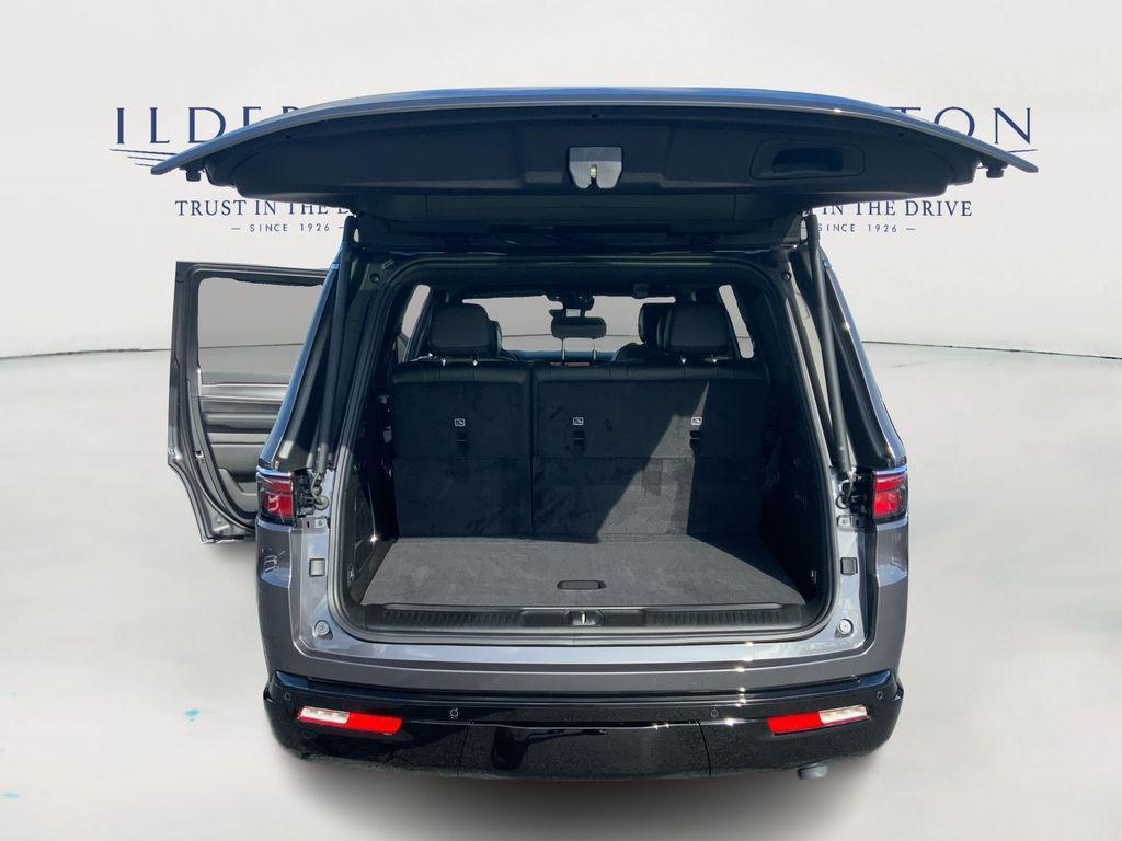 new 2025 Jeep Wagoneer car, priced at $70,230