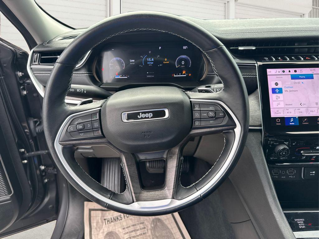 used 2022 Jeep Grand Cherokee car, priced at $29,545