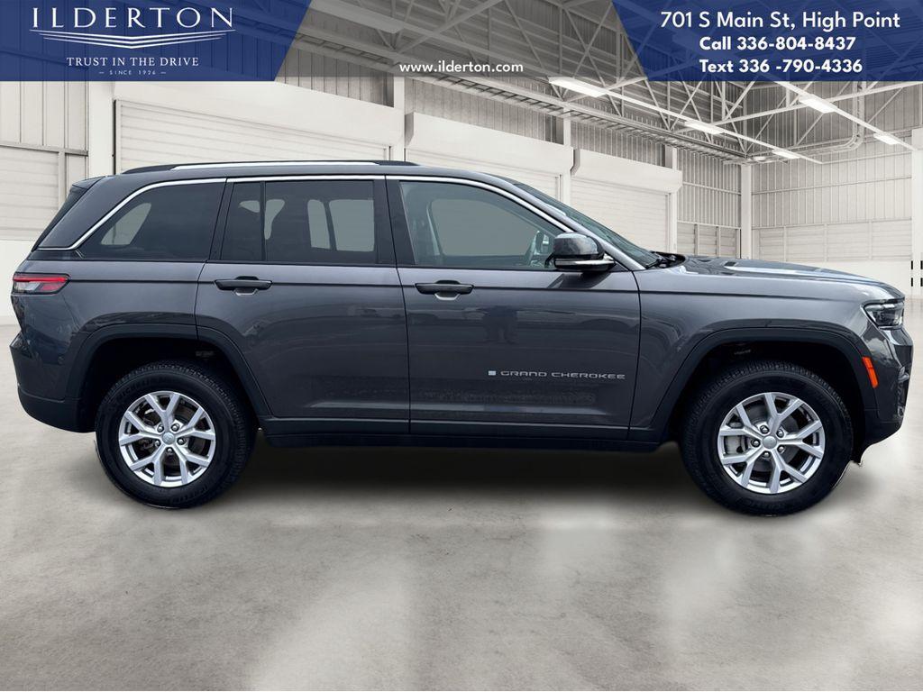used 2022 Jeep Grand Cherokee car, priced at $29,545