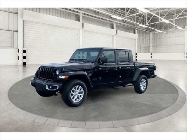 new 2023 Jeep Gladiator car, priced at $42,949