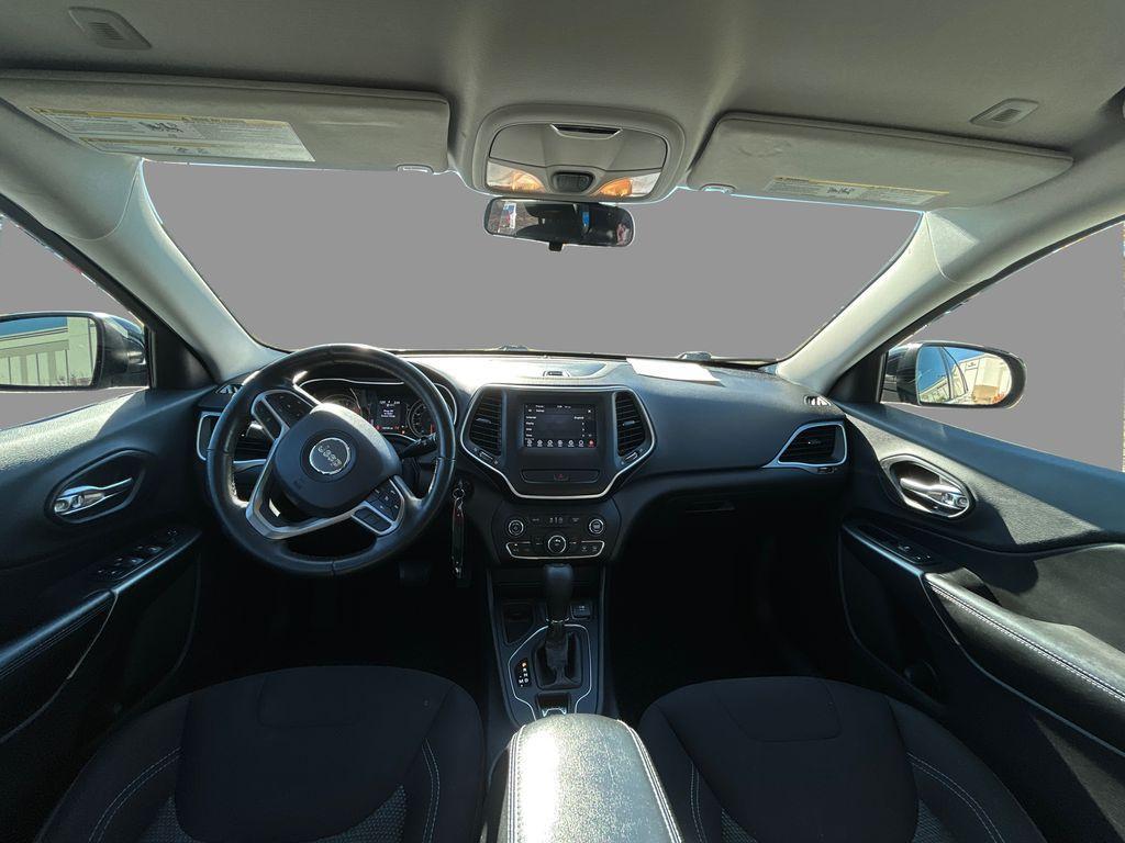 used 2019 Jeep Cherokee car, priced at $9,495