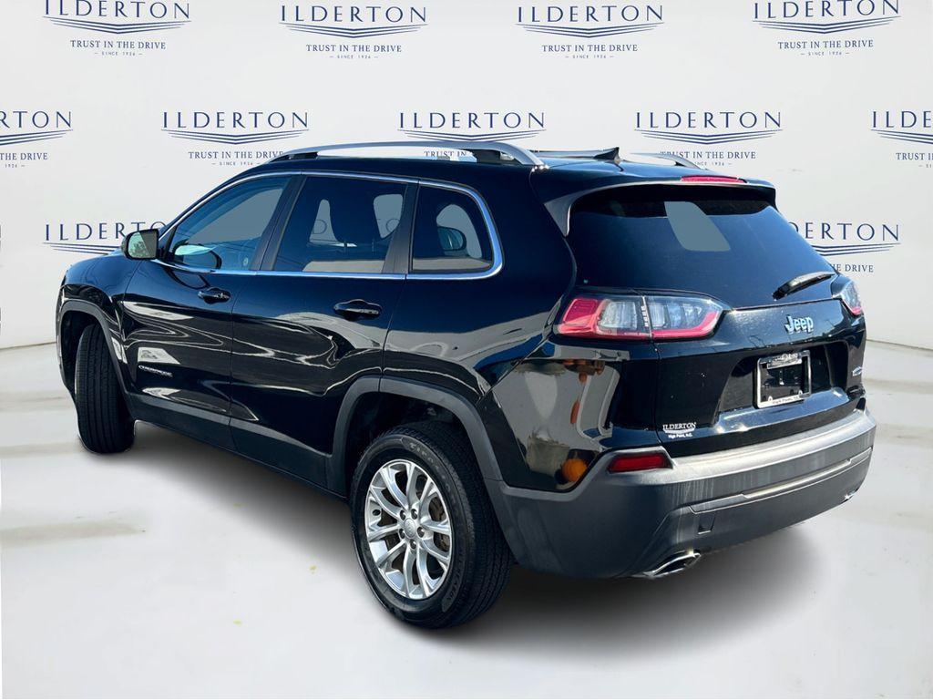 used 2019 Jeep Cherokee car, priced at $9,495