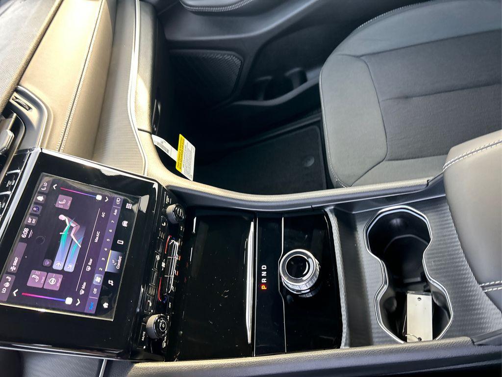 new 2025 Jeep Grand Cherokee car, priced at $37,249