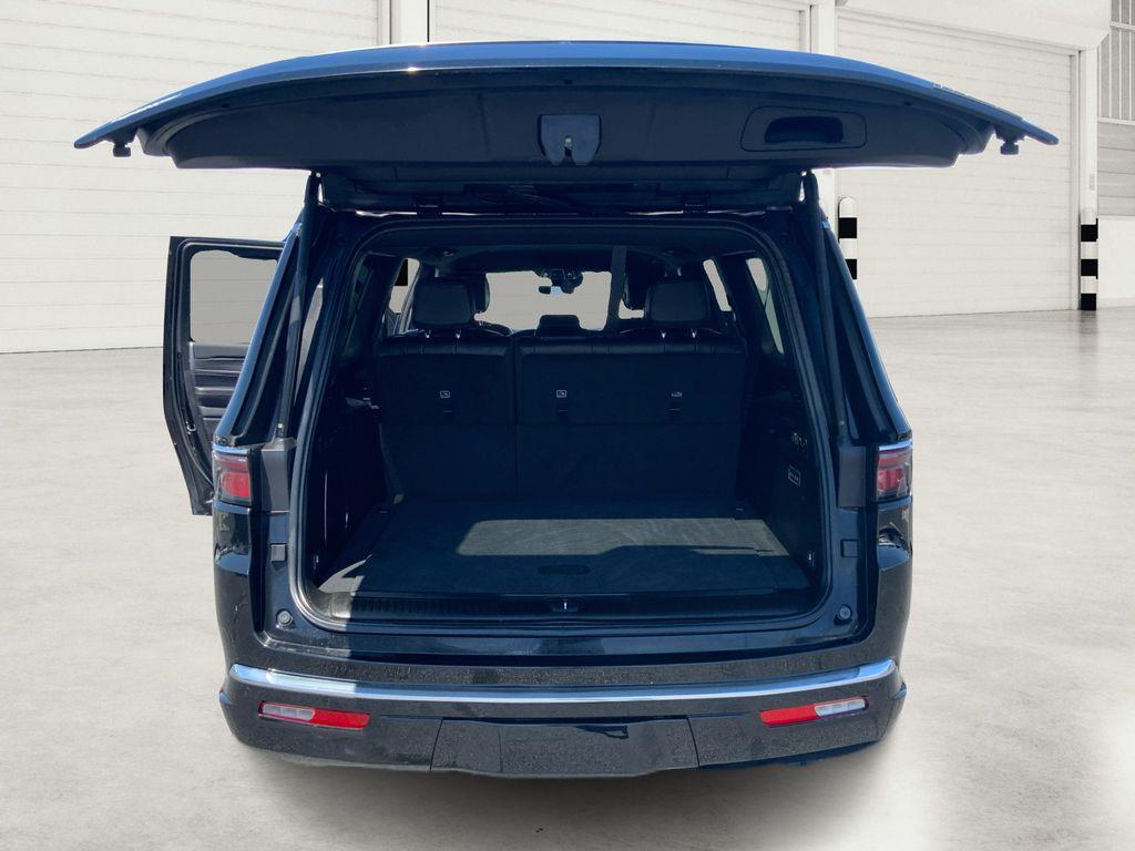 used 2024 Jeep Wagoneer L car, priced at $40,995