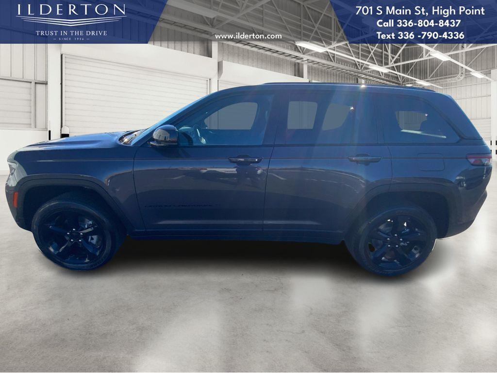 new 2025 Jeep Grand Cherokee car, priced at $41,749