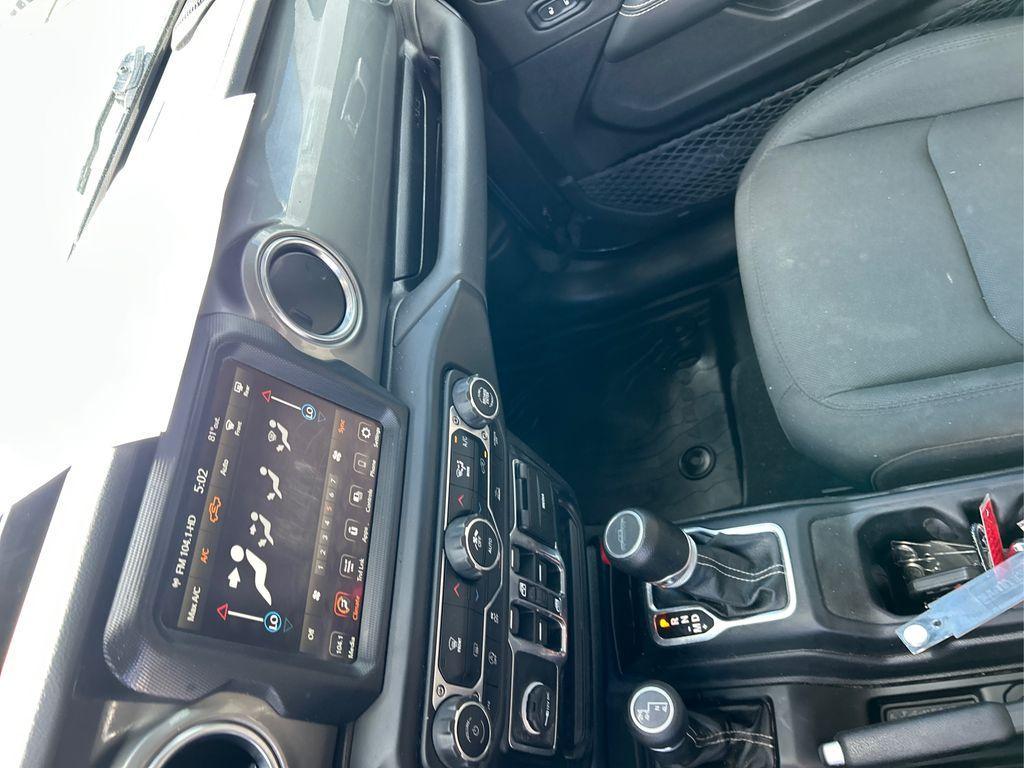 used 2022 Jeep Gladiator car, priced at $26,995