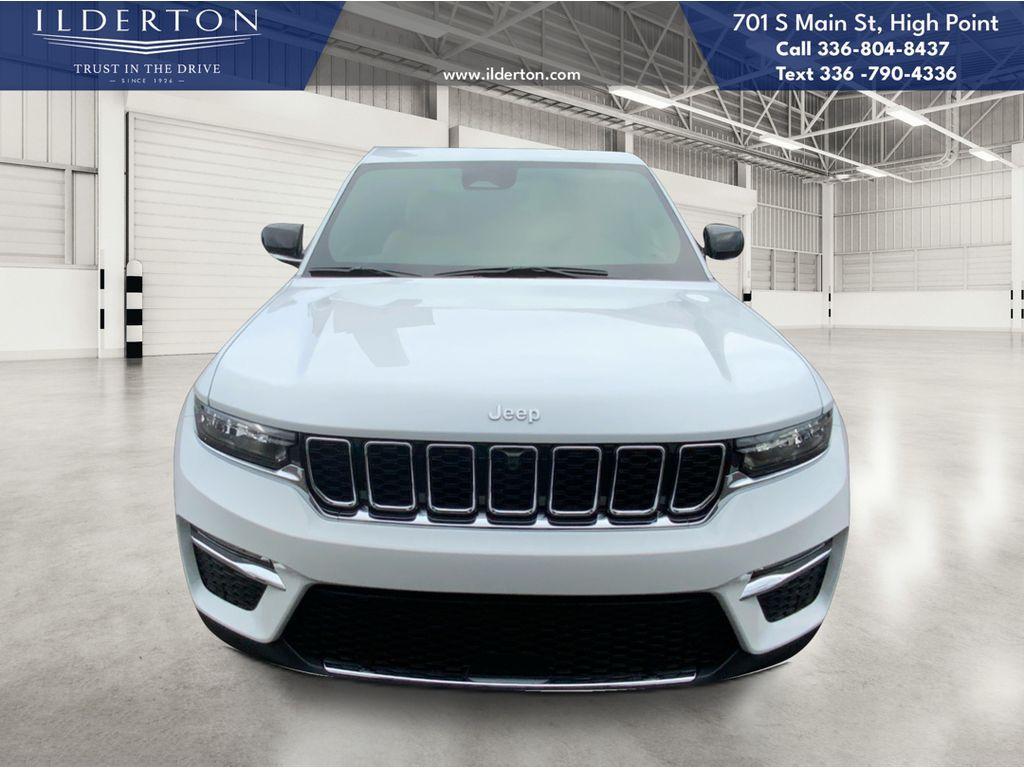 new 2025 Jeep Grand Cherokee car, priced at $43,499
