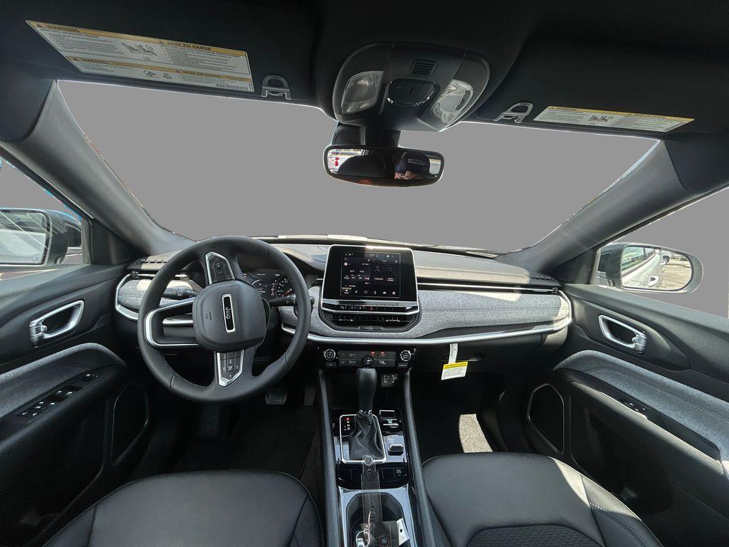 new 2025 Jeep Compass car, priced at $26,499