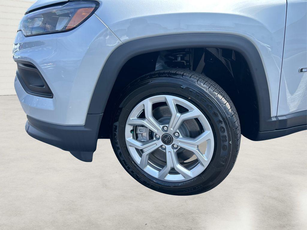 new 2025 Jeep Compass car, priced at $26,499