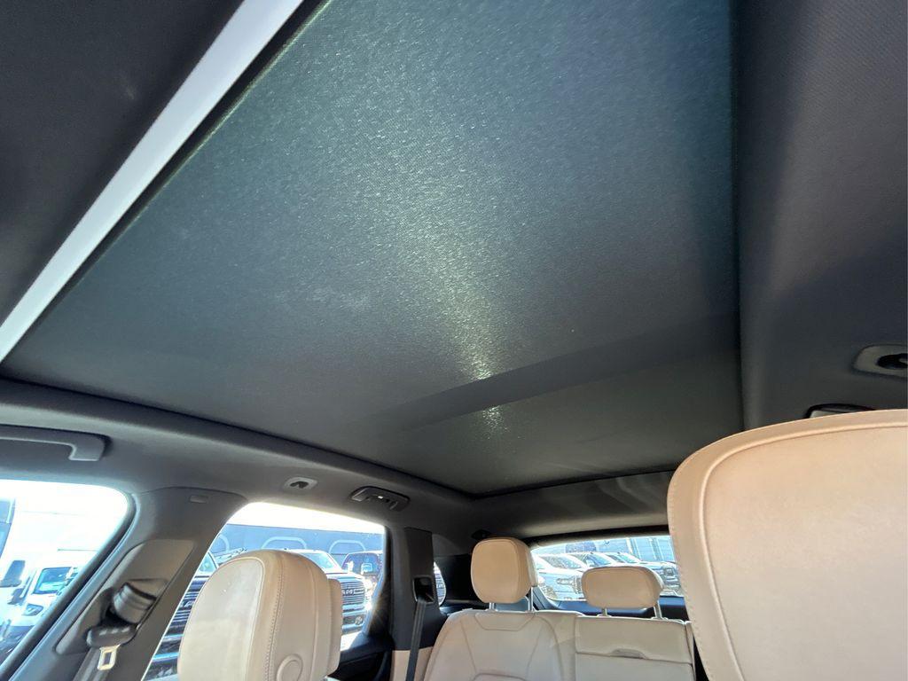 used 2021 Porsche Cayenne car, priced at $46,514