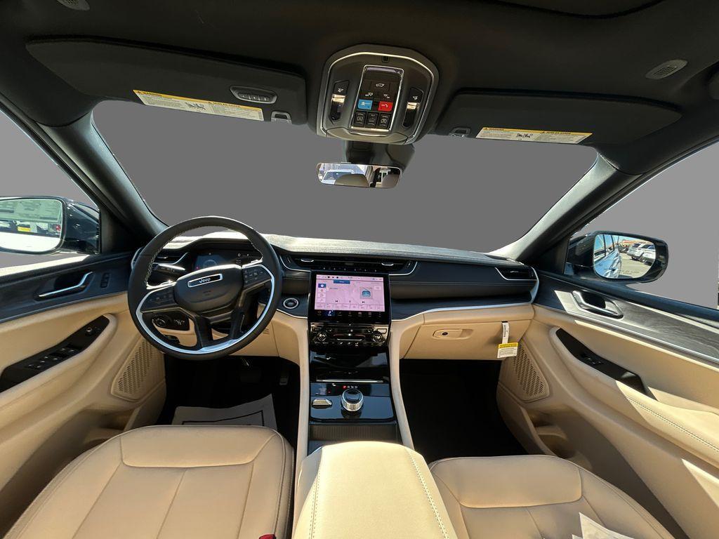 new 2025 Jeep Grand Cherokee L car, priced at $44,249