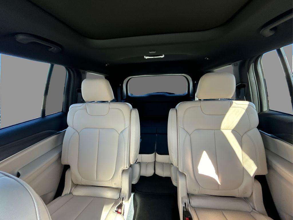 new 2025 Jeep Grand Cherokee L car, priced at $44,249