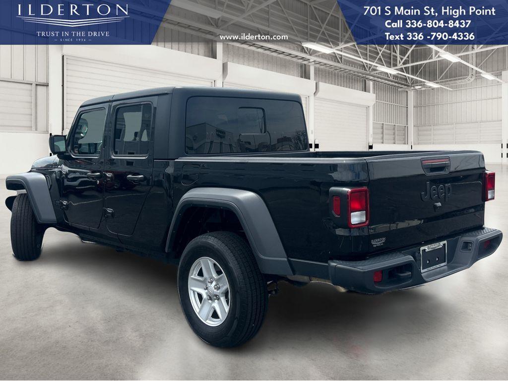 used 2023 Jeep Gladiator car, priced at $27,045