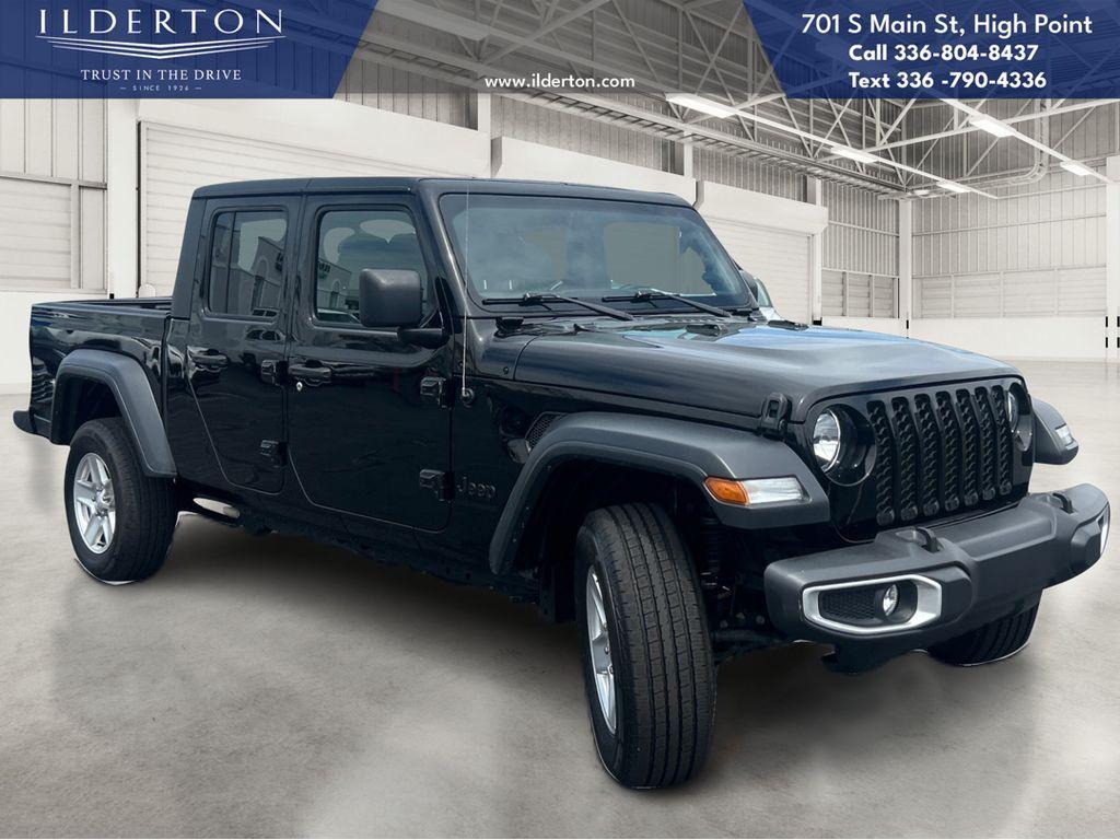 used 2023 Jeep Gladiator car, priced at $27,045
