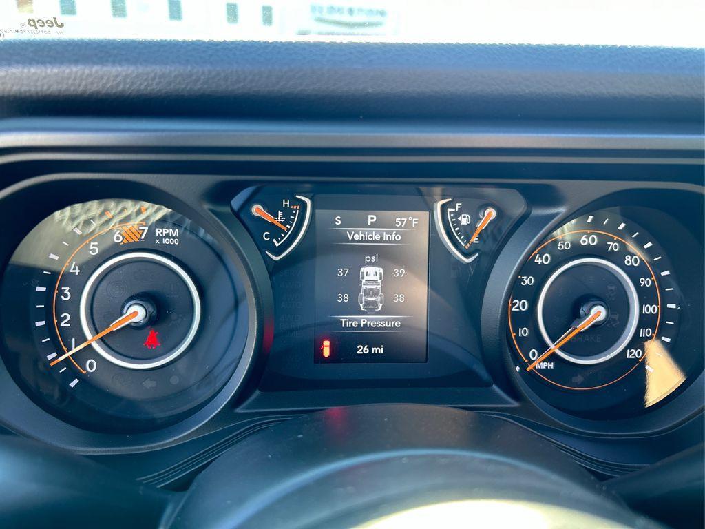new 2025 Jeep Wrangler car, priced at $39,999