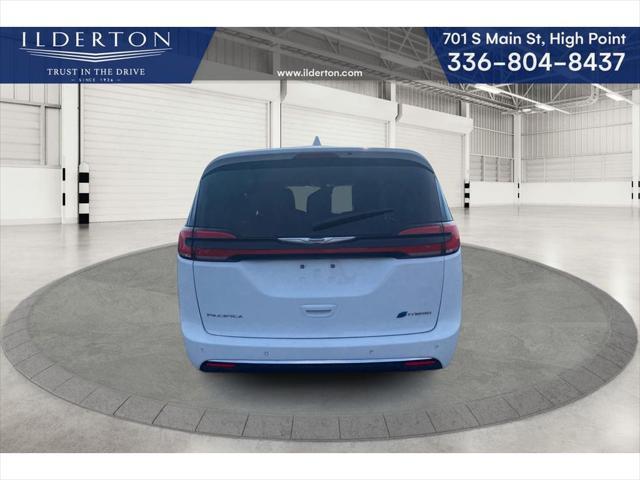 used 2022 Chrysler Pacifica Hybrid car, priced at $28,931