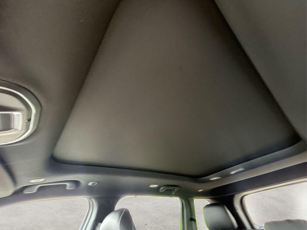 new 2025 Jeep Grand Cherokee car, priced at $46,249