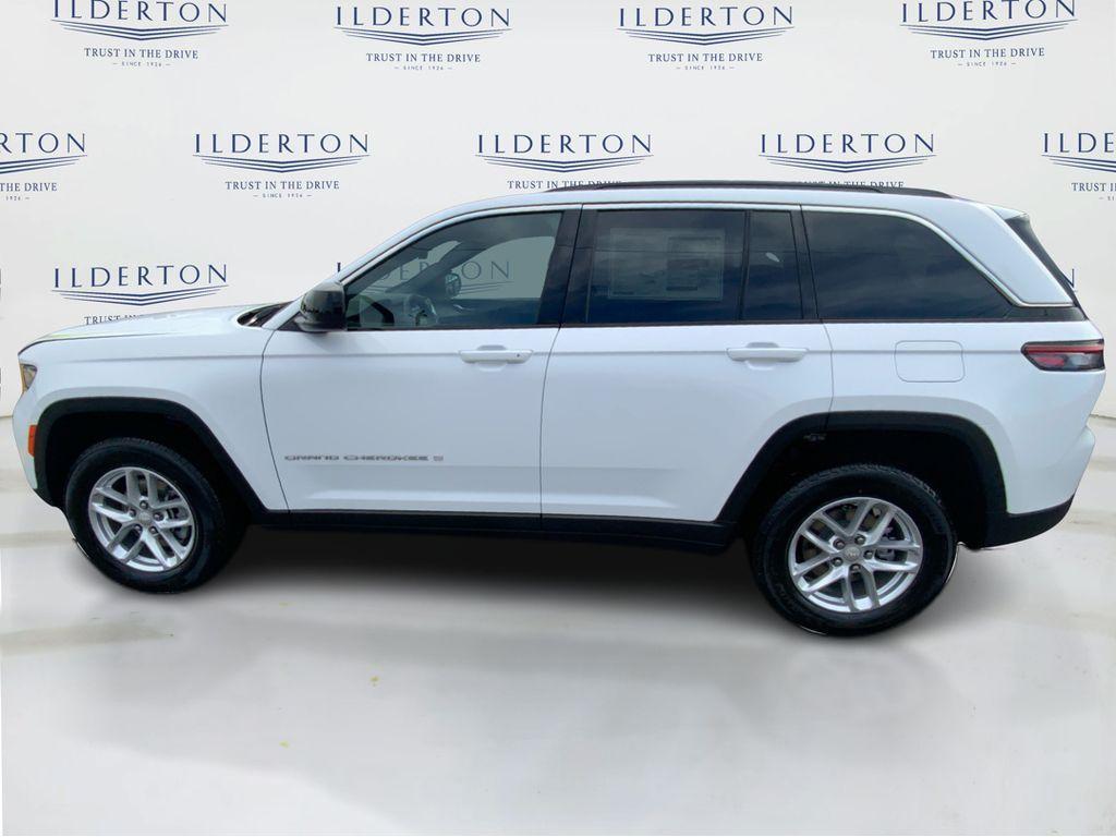 new 2025 Jeep Grand Cherokee car, priced at $39,999