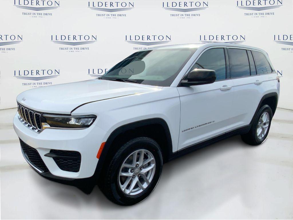new 2025 Jeep Grand Cherokee car, priced at $39,999