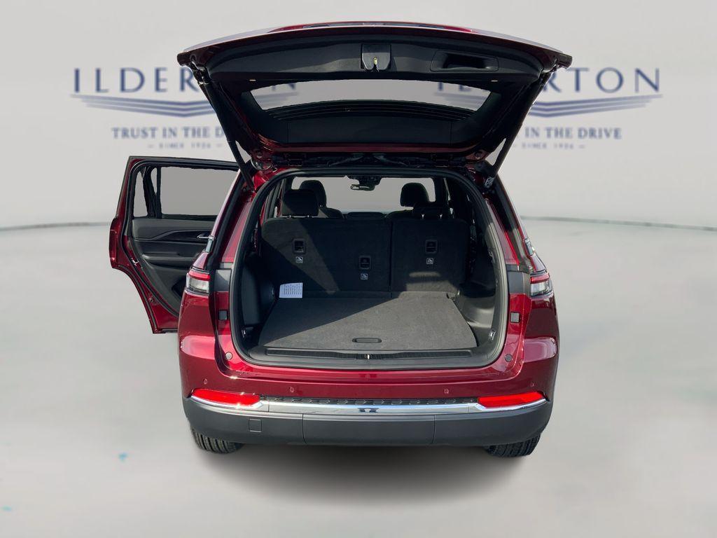 new 2025 Jeep Grand Cherokee car, priced at $35,420