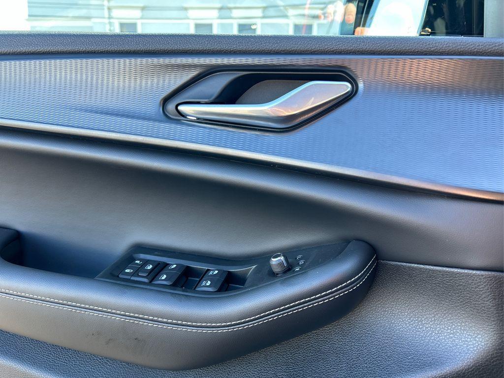 new 2025 Jeep Grand Cherokee L car, priced at $41,249
