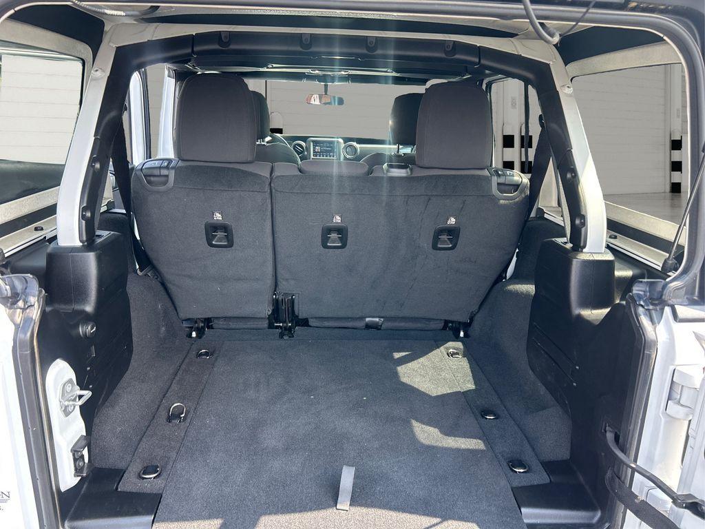 used 2022 Jeep Wrangler Unlimited car, priced at $33,795