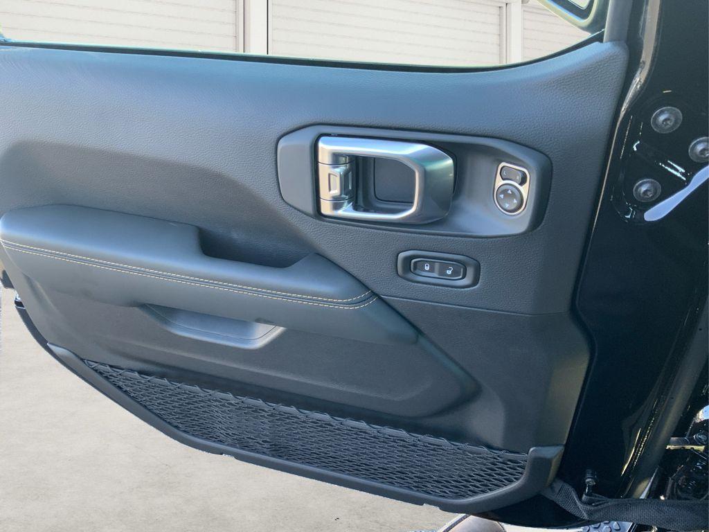 new 2025 Jeep Wrangler car, priced at $50,620