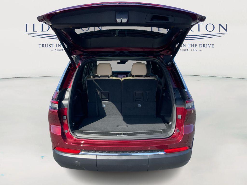 new 2025 Jeep Grand Cherokee L car, priced at $45,785