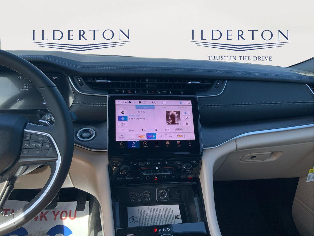 new 2025 Jeep Grand Cherokee L car, priced at $45,785